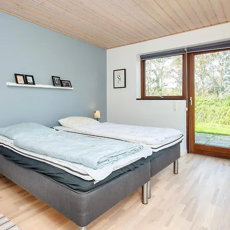 Feriehus 6 Person In Bjert *