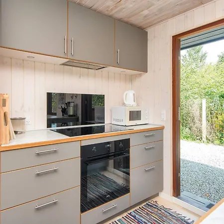 6 Person In Bjert-by Traum * Sønder Bjert