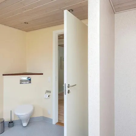 4 Star In Bjert Sonder Bjert