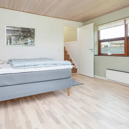 Semesterbostad 6 Person In Bjert-by Traum *